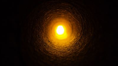 tunnel_light-content